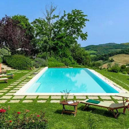 Casale Belvedere 9, Emma