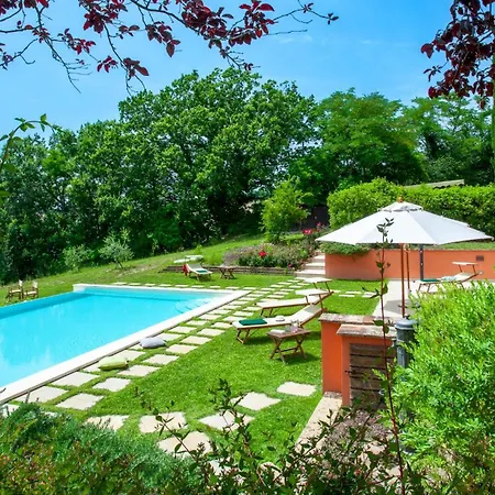 Villa Casale Belvedere 9, Emma Pesaro