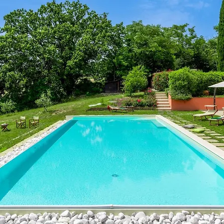 Casale Belvedere 9, Emma